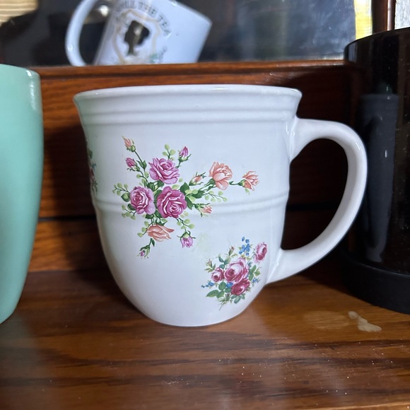 Floral Mug - Picture 1 of 1